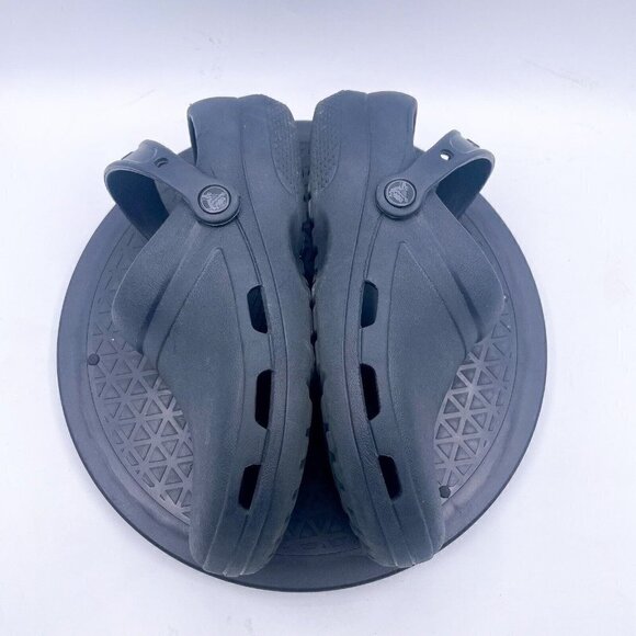 Crocs Black Bistro clogs slip resistant closed toe Mens 6 Women’s 8 - Picture 6 of 9